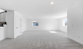 1599 Grayhawk Dr, Basehor, KS 66007