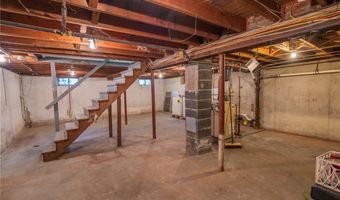 105 Fordson Ave, Cranston, RI 02910