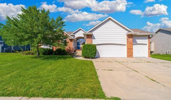 1421 N Lakeside Dr, Andover, KS 67002