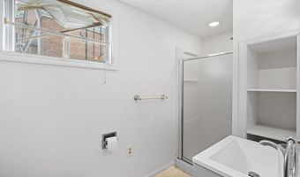 212 CRYSTAL LAKE Ave, Audubon, NJ 08106