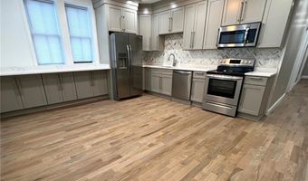 155 Main St 2, East Greenwich, RI 02818