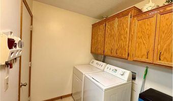 14401 Glenda Dr, Apple Valley, MN 55124