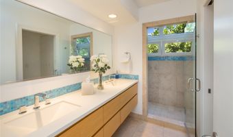 756 Mokulua Dr, Kailua, HI 96734