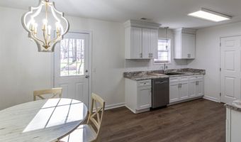 230 8th Ave, Arab, AL 35016