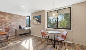 4390 LORCOM Ln #402, Arlington, VA 22207