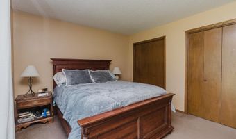 924 W Cedarwood Ct, Andover, KS 67002