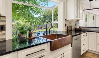 524 Drager St, Ashland, OR 97520