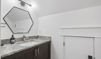 13365 Hopewell Rd, Alpharetta, GA 30004