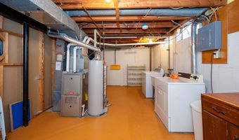 3111 Williamsburg Rd, Ann Arbor, MI 48108
