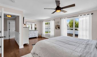 34 Marlin Ct, Bayville, NJ 08721