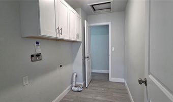 132 JAMES St, Auburndale, FL 33823