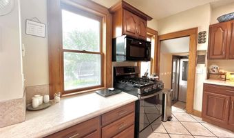 906 Locust St, Atlantic, IA 50022