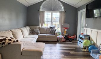 108 Pecan Dr, Bardstown, KY 40004