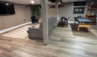 20 Wild Berry Dr, Cranston, RI 02920