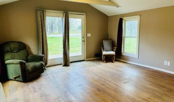 28 Mount Vernon Rd, Augusta, ME 04330
