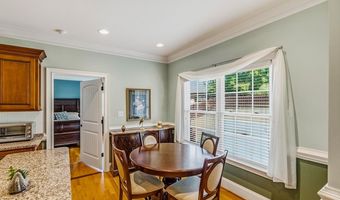 821 E Golden View Ln, Boiling Springs, SC 29316