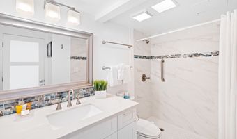 201 Ohua Ave T2-3604, Honolulu, HI 96815