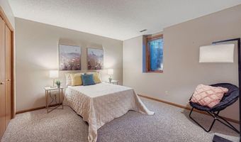 7765 Havenwood Cir, Woodbury, MN 55125