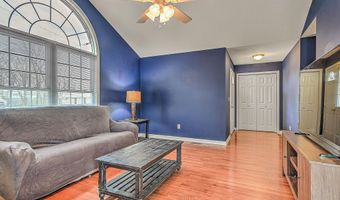 245 NW Leonard St, Abingdon, VA 24210