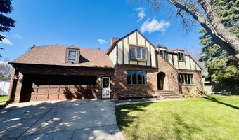 407 NE 17th Ave, Aberdeen, SD 57401