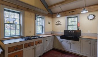 94 Cold Pond Rd, Acworth, NH 03601