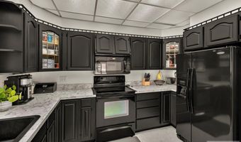 359 S Shilling Ave, Blackfoot, ID 83201