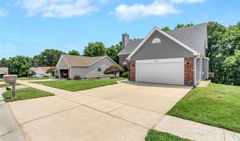 1971 Fox Pointe Dr, Arnold, MO 63010