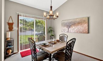 1319 Tahoe Valley Ct, Ballwin, MO 63021