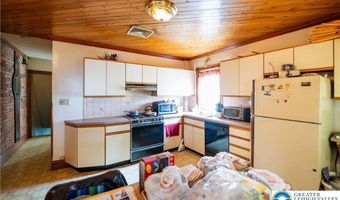 638 N 16th St, Allentown, PA 18102