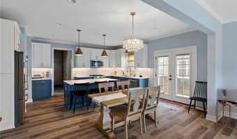 703 W Vaughan Rd, Ashland, VA 23005