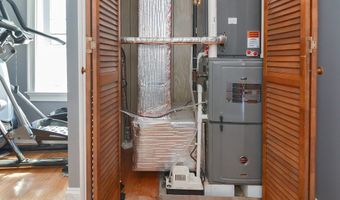 27 Houghton St, Boston, MA 02122