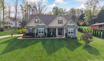 25 W Haven Dr, Arden, NC 28704