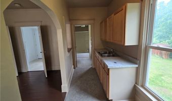 153 Ridgewood Dr, Amsterdam, OH 43903