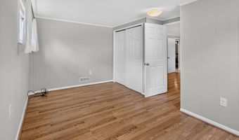 10228 HATHERLEIGH Dr, Bethesda, MD 20814