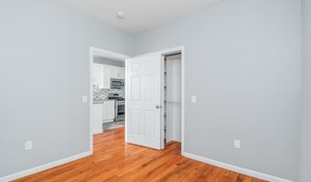 164 AVENUE B 2, Bayonne, NJ 07002