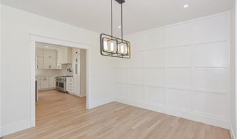 10 Linden Ave, East Providence, RI 02916