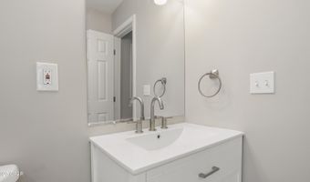 53 Bayshore Dr, Apalachicola, FL 32320