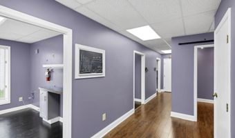 1918 Bethel Rd, Columbus, OH 43220