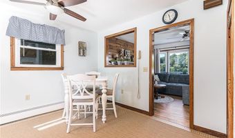 31 Sunset Dr, Hopkinton, RI 02832