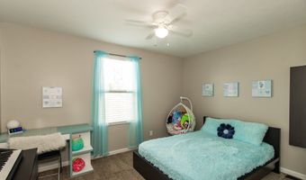 958 Willow Creek Dr, Alexandria, KY 41001