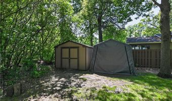 1802 Oak Knoll Dr NE, Alexandria, MN 56308