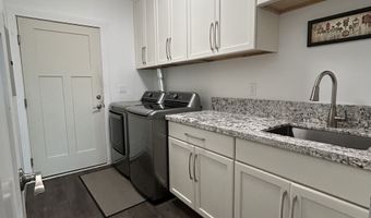135 WILDER Rd, Hilo, HI 96720