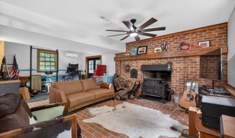 280 Hidden Acres Ln, Amherst, VA 24521