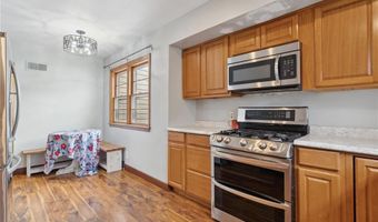 722 47th Ave, Amana, IA 52203