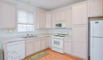 2963 Talaga Dr, Algonquin, IL 60102