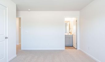 205 Maddox Dr, Aberdeen, NC 28315
