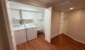 4721 SPRINGBROOK Dr, Annandale, VA 22003