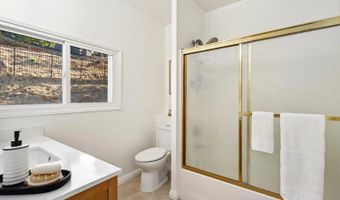 3918 Calavo Dr, La Mesa, CA 91941
