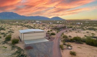 48424 N 520th Ave, Aguila, AZ 85320