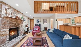13 Teddyuscung Trl, Albrightsville, PA 18210